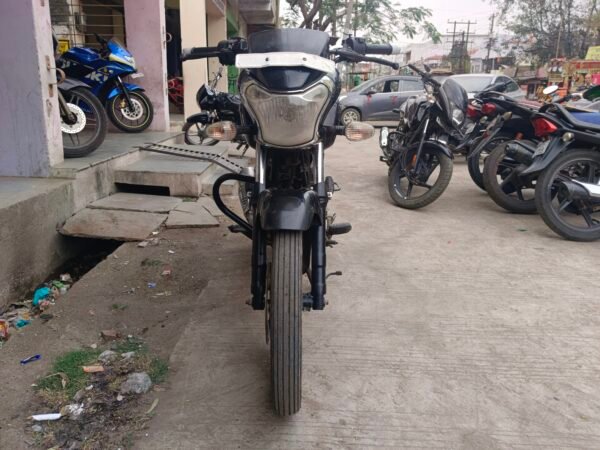 Bajaj Vikrant V15 150CC 2016 - Image 2